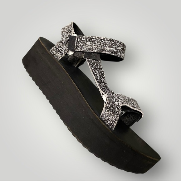 Teva Black and Gray Women's Sandals - Picture 7 of 12